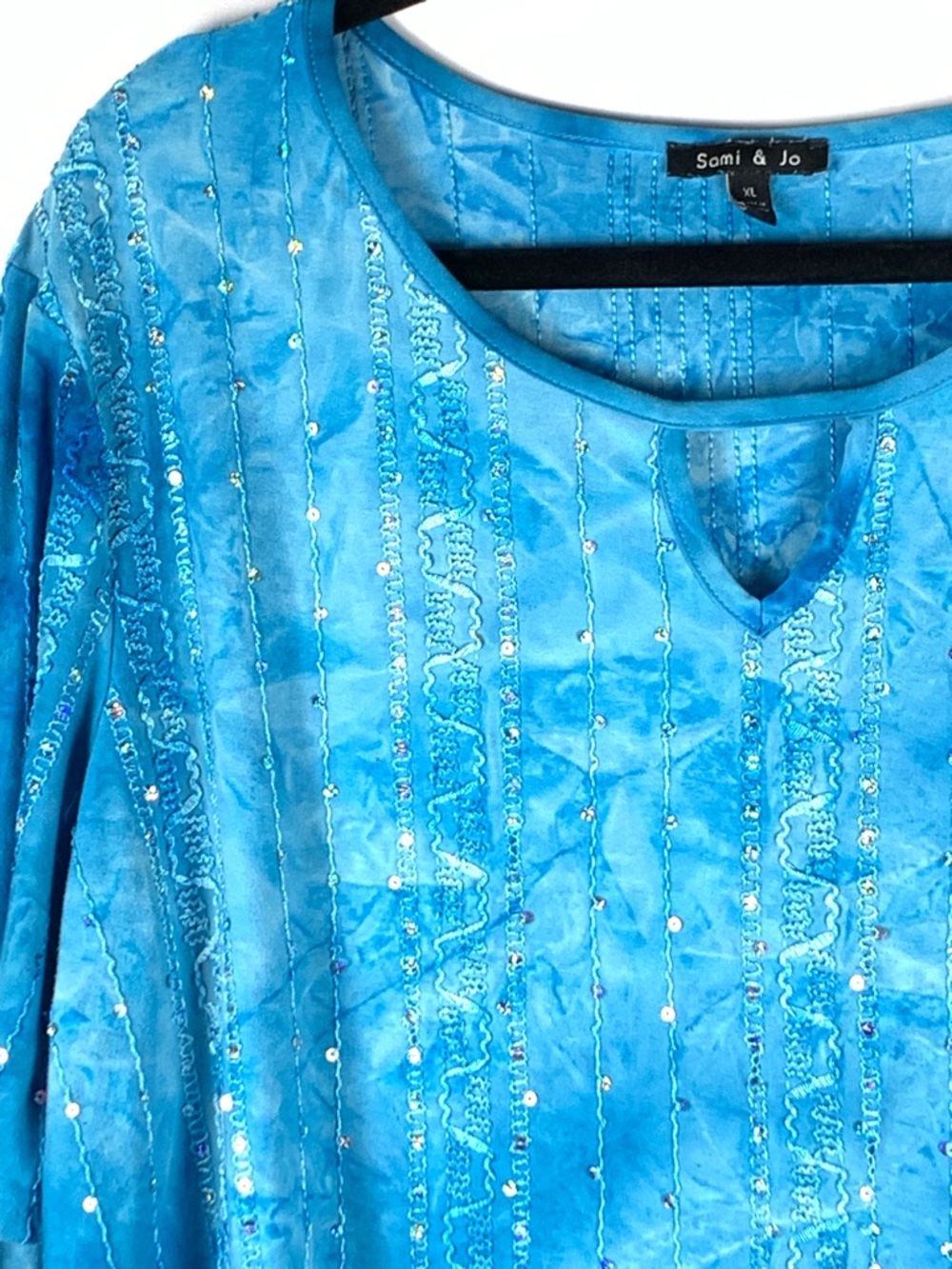 Sami & Jo Womens Top XL Blue Sequin Embellished Slit Tie Sleeve Stretch - Picture 6 of 14